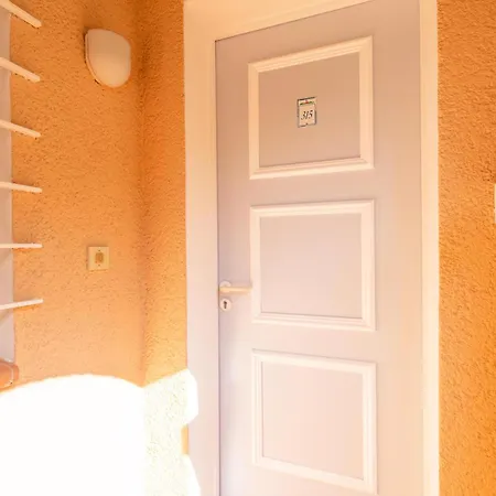 Апартаменти Le Hameau De Cap Esterel - Maeva - 2 Pieces 4 Personnes - Prestige Mae-3634 *